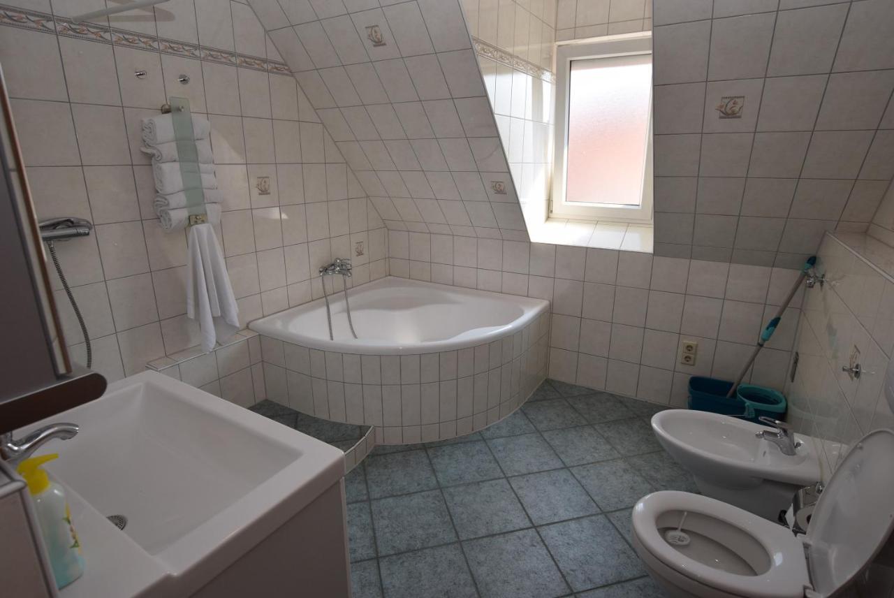 Apartment Stuttgart Suedheim Buitenkant foto